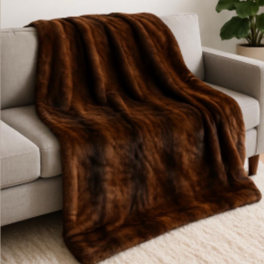 Luxurious Brown Faux Fur Throw Blanket